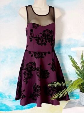 Trixxi size L mini dress, excellent condition